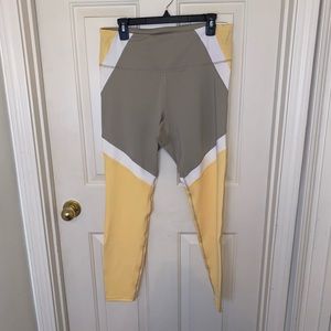 NWT Old Navy Workout Leggings-XL